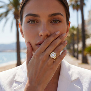 image portée Bague Daisy en or jaune, 