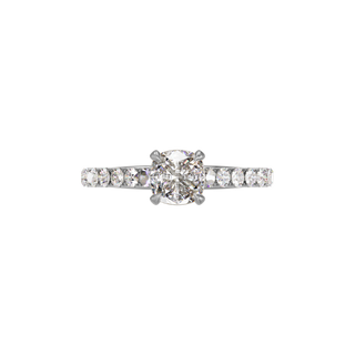 Bague Classique sertie coussin, diamant de synthèse de 1 carat, or blanc 18 carats recyclé, vue de dessus
