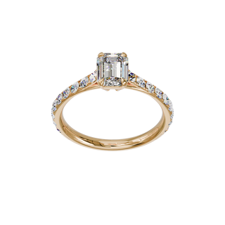 Bague Classique sertie émeraude, diamant de synthèse de 1 carat, or rose 18 carats recyclé, vue de face en plongée