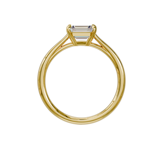 Bague Classique émeraude est-ouest, diamant de synthèse de 1 carat, or jaune 18 carats recyclé, vue de face