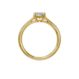 Oval Classique ring, 1-carat lab-grown diamond, recycled 18-carat yellow gold, front view