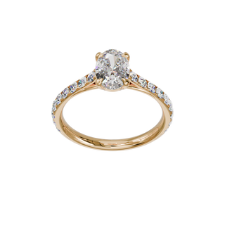 Bague Classique sertie ovale, diamant de synthèse de 1 carat, or rose 18 carats recyclé, vue de face en plongée
