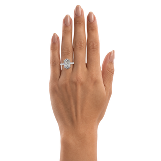 Oval Classique Set ring, 4-carat lab-grown diamond, recycled 18-carat white gold, worn