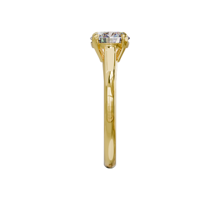 Round Classique ring, 1-carat lab-grown diamond, recycled 18-carat yellow gold, side view