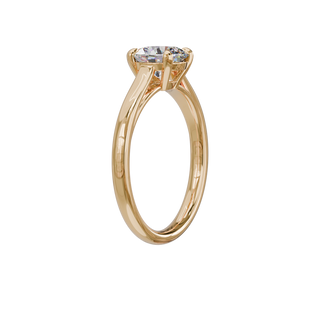 Round Classique ring, 1-carat lab-grown diamond, recycled 18-carat rose gold, three-quarter view