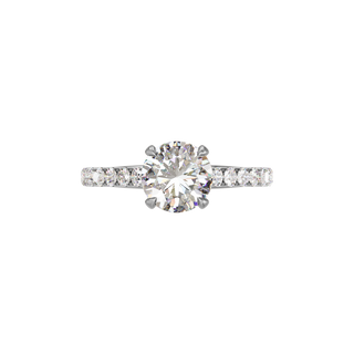 Bague Classique sertie ronde, diamant de synthèse de 1,5 carat, or blanc 18 carats recyclé, vue de dessus