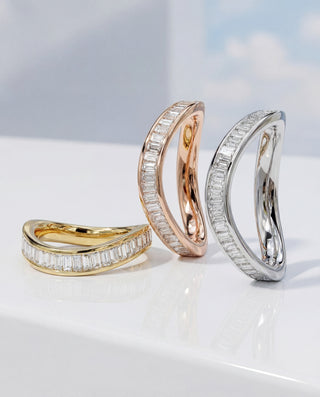 Cadence Collection, studs, hoops and bracelets in 18-carat recycled gold