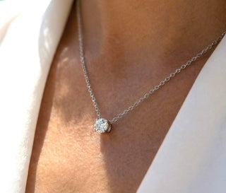 image portée Pendentif Essentiels diamant de laboratoire et or recyclé