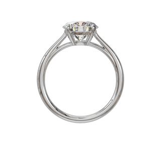 Round Classique ring, 2-carat lab-grown diamond, recycled 18-carat white gold, front view